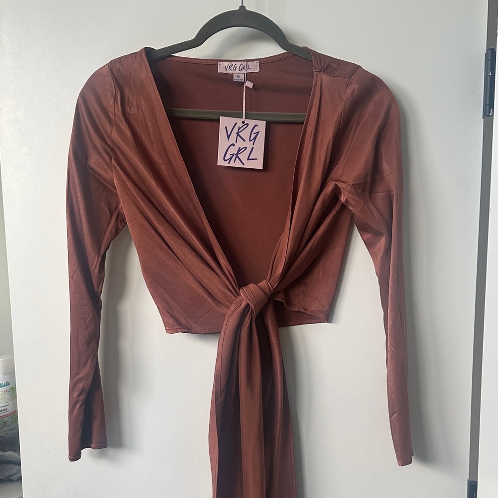 VRG Girl Wrap Top
